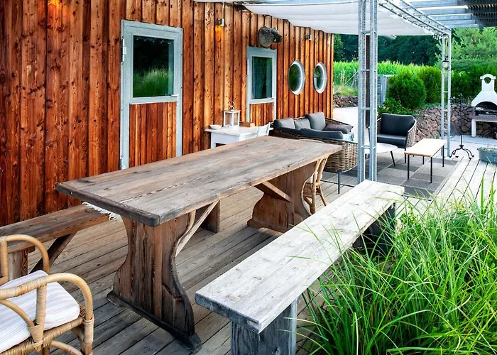 بيت للعطل Mit Privaten Schwimmteich Und Sauna *